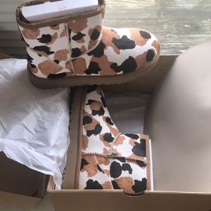 FLASH SALE!! UGG W Classic Mini Cow Print USA 9